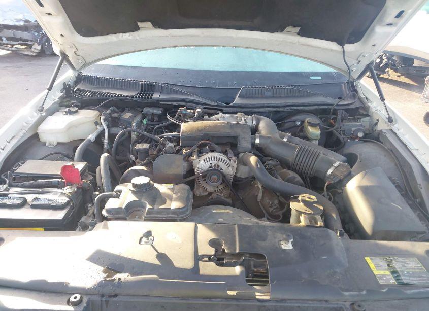 Photo 10 of 2001 Lincoln Town CAR CARTIER (VIN 1LNHM83W91Y643760)