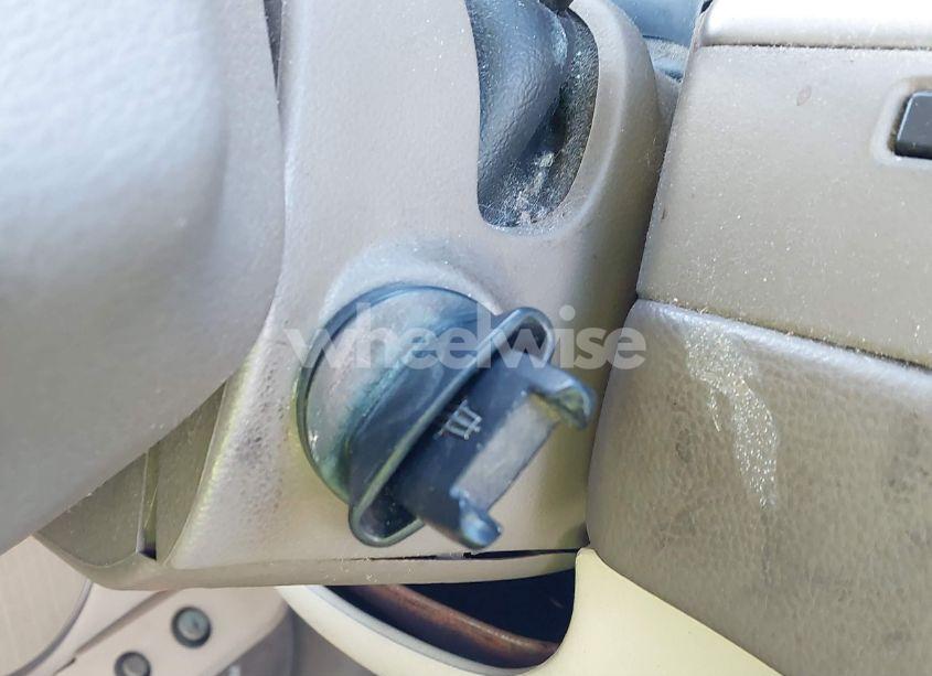 Photo 11 of 2004 Lincoln Town CAR ULTIMATE (VIN 1LNHM83W94Y651197)