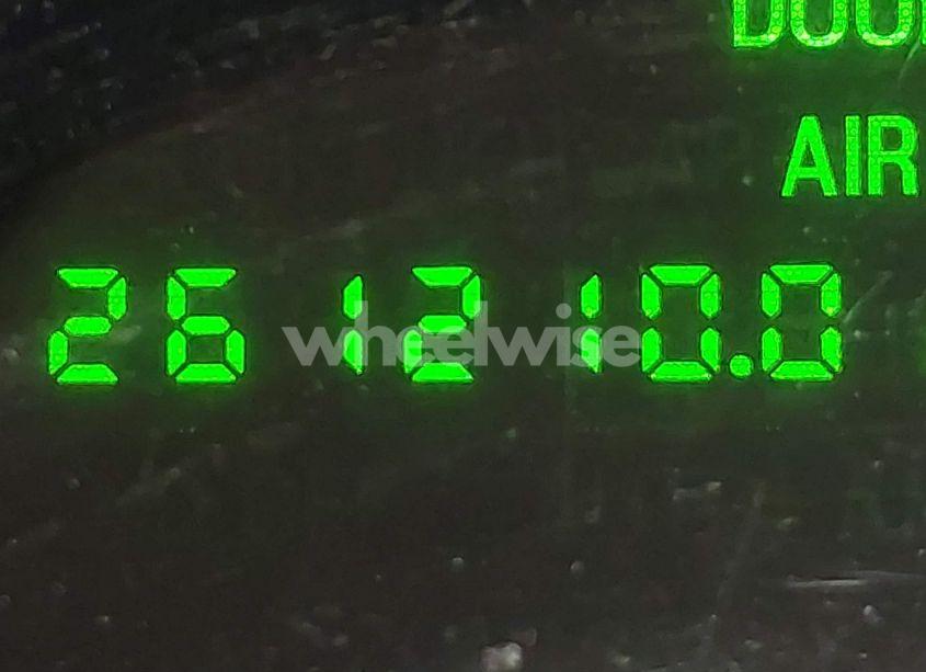 Photo 15 of 2004 Lincoln Town CAR ULTIMATE (VIN 1LNHM83WX4Y669482)