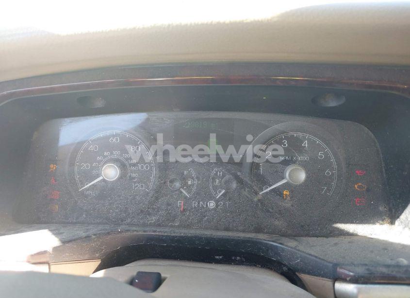 Photo 7 of 2006 Lincoln Town CAR SIGNATURE L (VIN 1LNHM85V26Y617478)