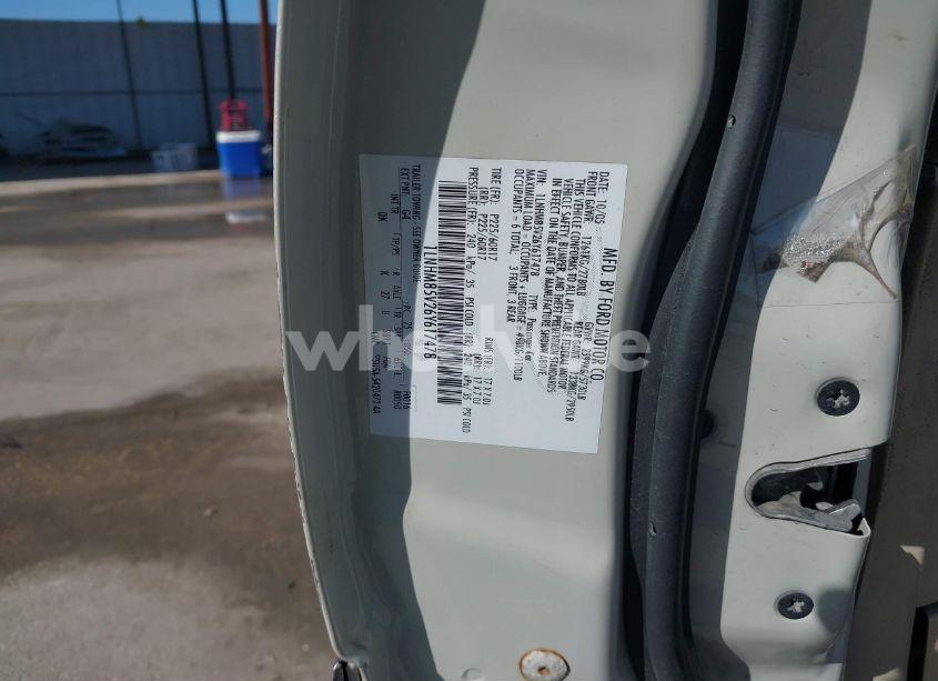 Photo 9 of 2006 Lincoln Town CAR SIGNATURE L (VIN 1LNHM85V26Y617478)