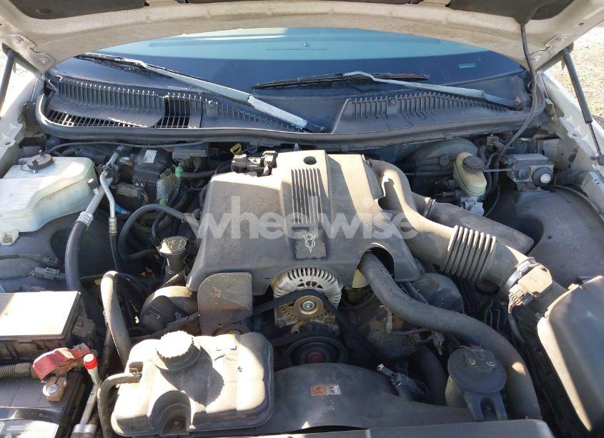 Photo 10 of 2003 Lincoln Town CAR CARTIER L (VIN 1LNHM85WX3Y606619)