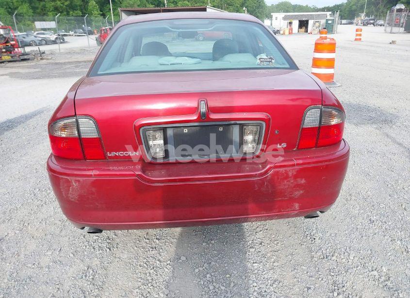 Photo 6 of 2005 Lincoln Ls V6 (VIN 1LNHM86S45Y620112)