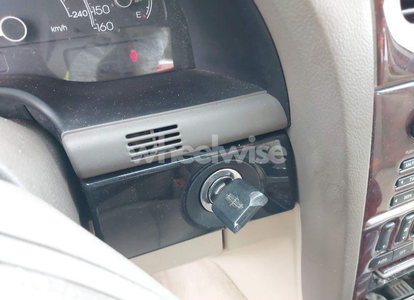 Photo 11 of 2005 Lincoln Ls V6 (VIN 1LNHM86S95Y647998)