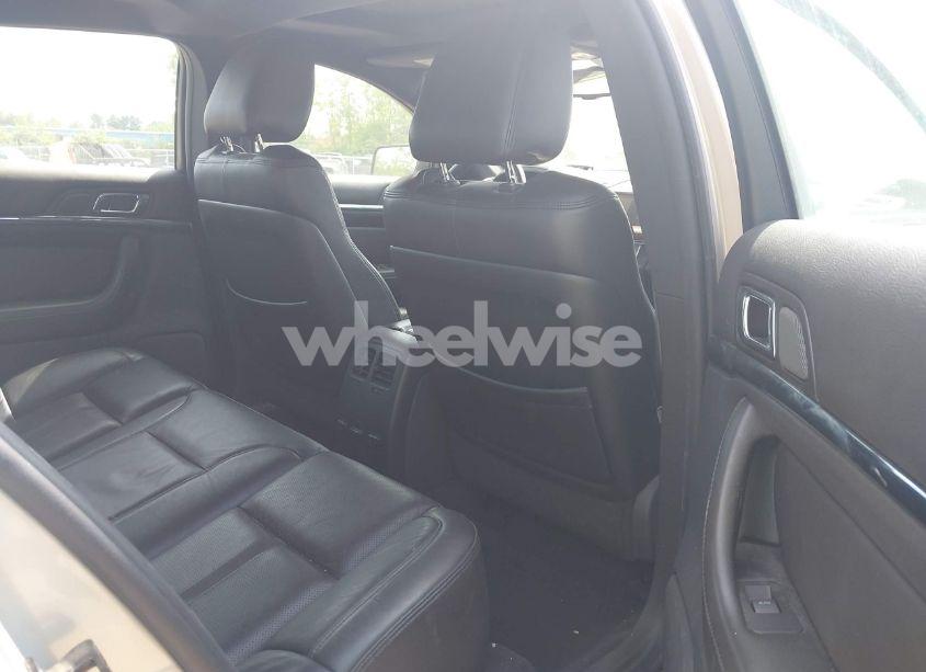 Photo 8 of 2009 Lincoln Mks N/A (VIN 1LNHM93R09G610843)