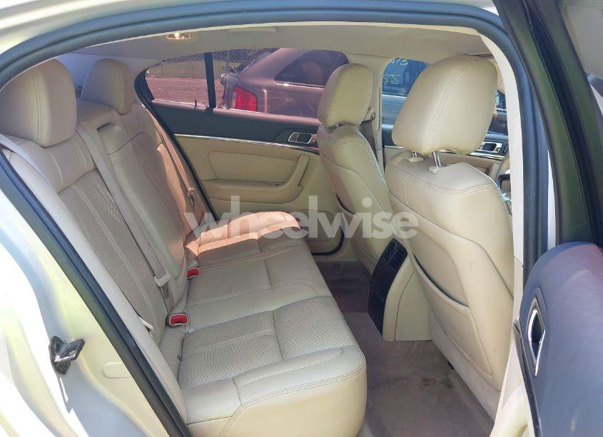 Photo 8 of 2009 Lincoln Mks N/A (VIN 1LNHM93R79G614310)