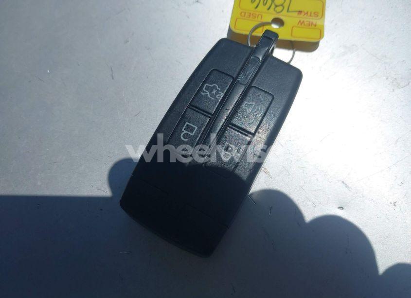 Photo 11 of 2009 Lincoln Mks (VIN 1LNHM93RX9G634017)