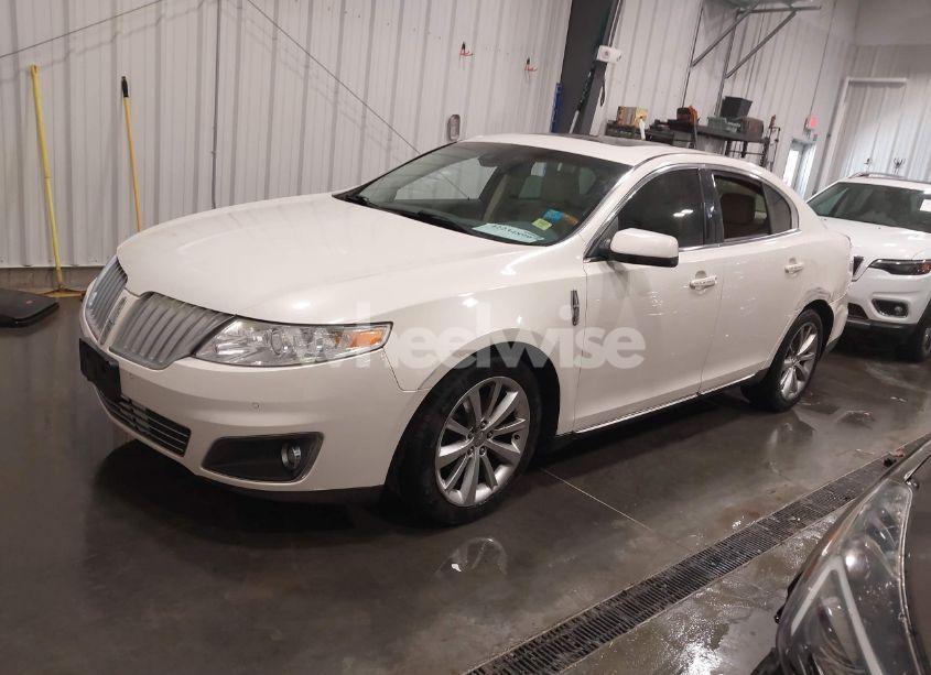 Photo 2 of 2009 Lincoln Mks N/A (VIN 1LNHM94R09G607455)