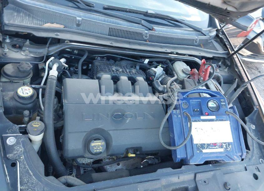 Photo 10 of 2009 Lincoln Mks (VIN 1LNHM94R49G623030)