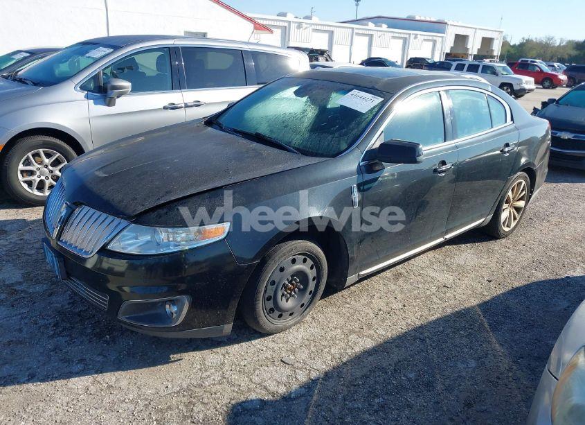 Photo 2 of 2009 Lincoln Mks (VIN 1LNHM94RX9G607947)