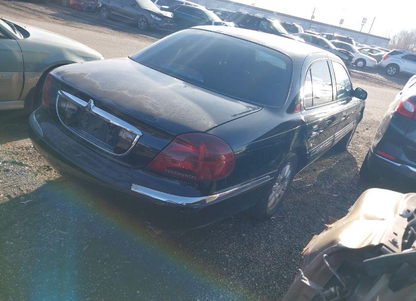 Photo 4 of 1999 Lincoln Continental (VIN 1LNHM97V0XY666957)