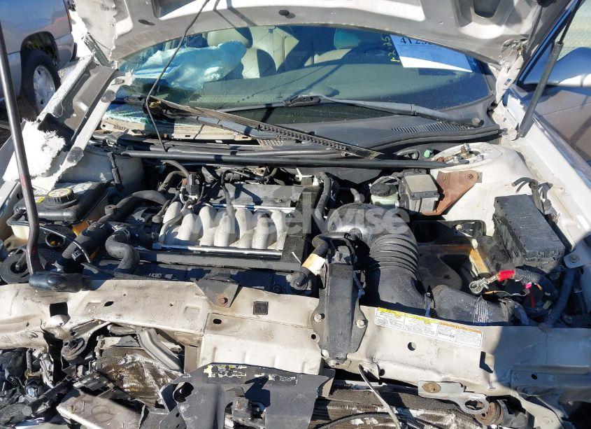 Photo 10 of 2002 Lincoln Continental (VIN 1LNHM97V12Y699605)