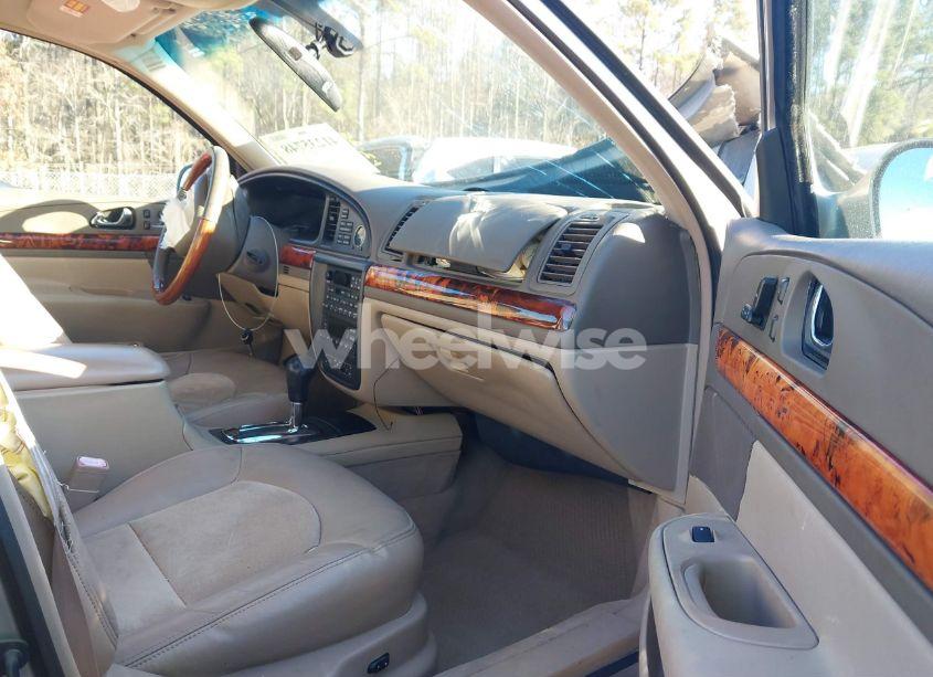 Photo 5 of 2002 Lincoln Continental (VIN 1LNHM97V12Y699605)