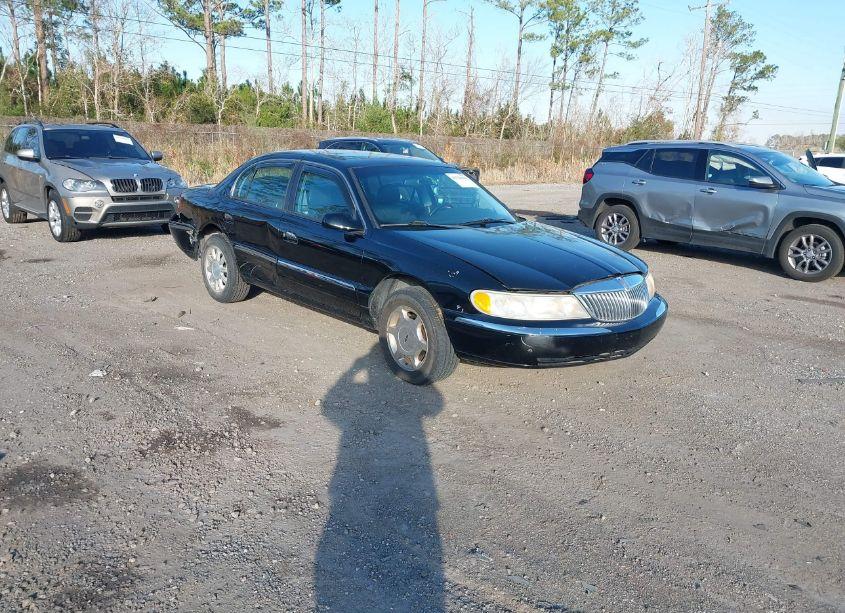 2000 Lincoln Continental (VIN 1LNHM97V1YY844621) main photo