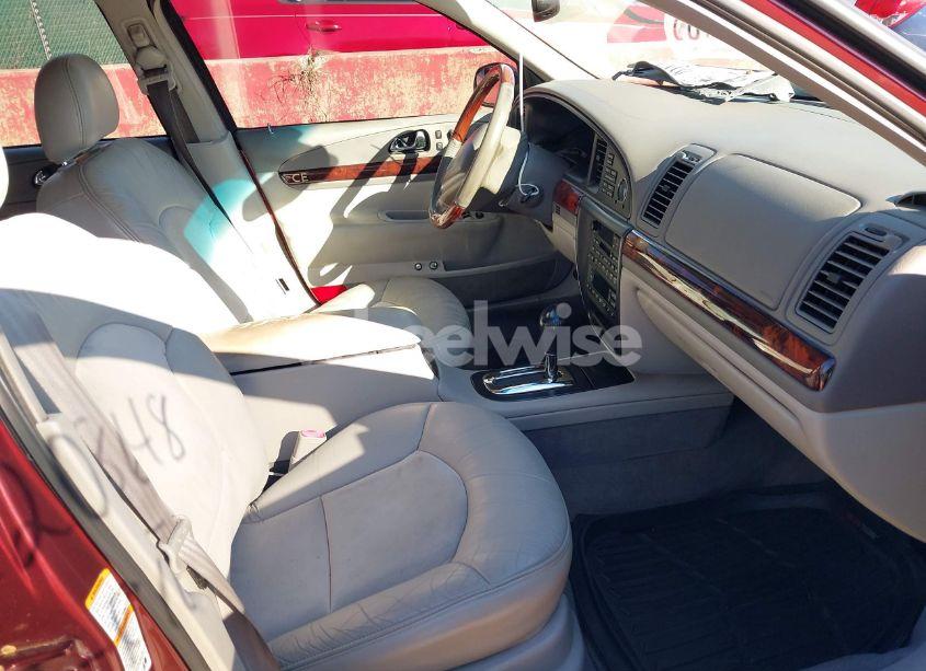 Photo 5 of 2002 Lincoln Continental (VIN 1LNHM97V22Y689147)