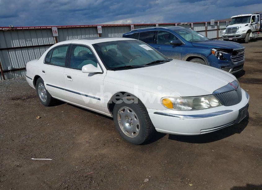 1999 Lincoln Continental (VIN 1LNHM97V2XY708917) main photo