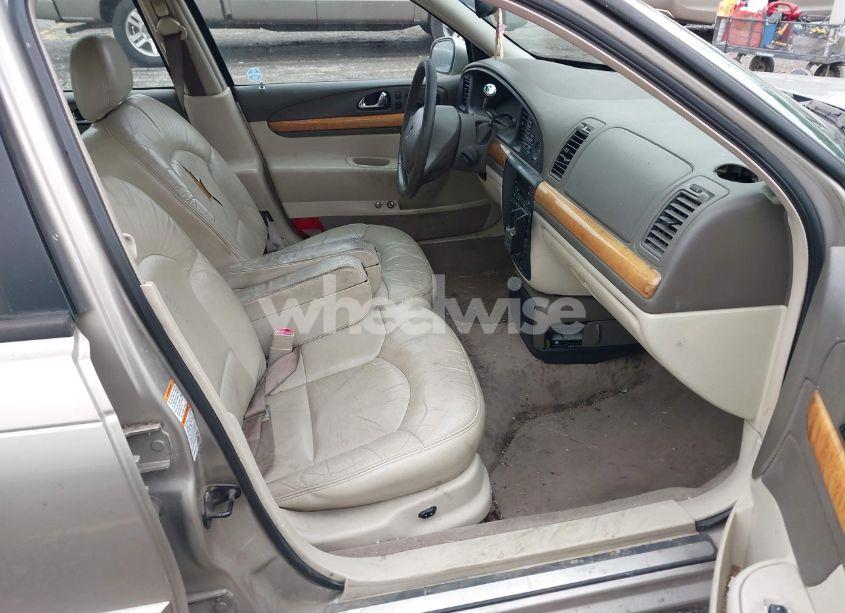 Photo 5 of 2002 Lincoln Continental (VIN 1LNHM97V32Y627465)