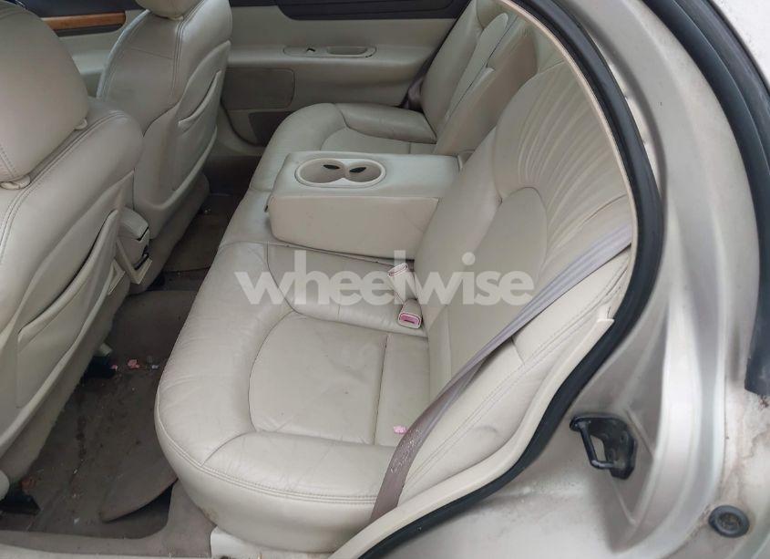 Photo 8 of 2002 Lincoln Continental (VIN 1LNHM97V32Y627465)