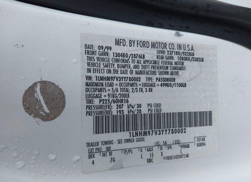 Photo 9 of 2000 Lincoln Continental (VIN 1LNHM97V3YY780002)