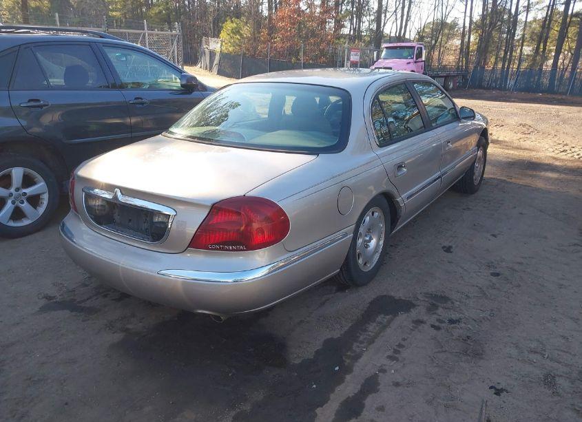 Photo 4 of 1999 Lincoln Continental (VIN 1LNHM97V4XY630172)