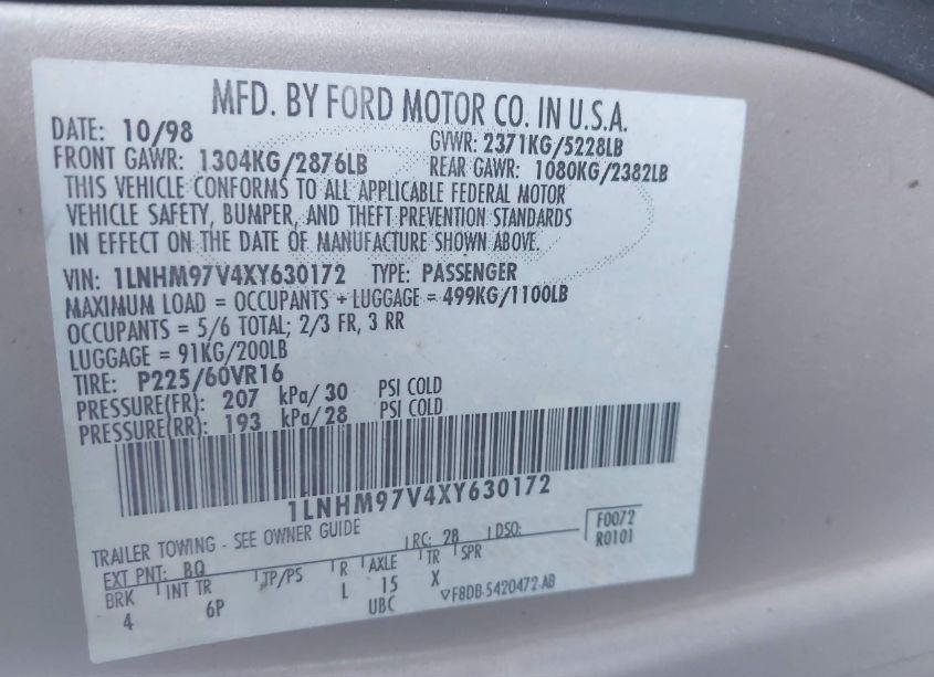 Photo 9 of 1999 Lincoln Continental (VIN 1LNHM97V4XY630172)