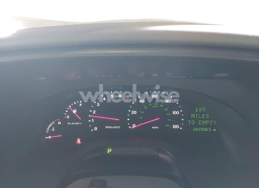 Photo 7 of 2002 Lincoln Continental (VIN 1LNHM97V62Y696067)