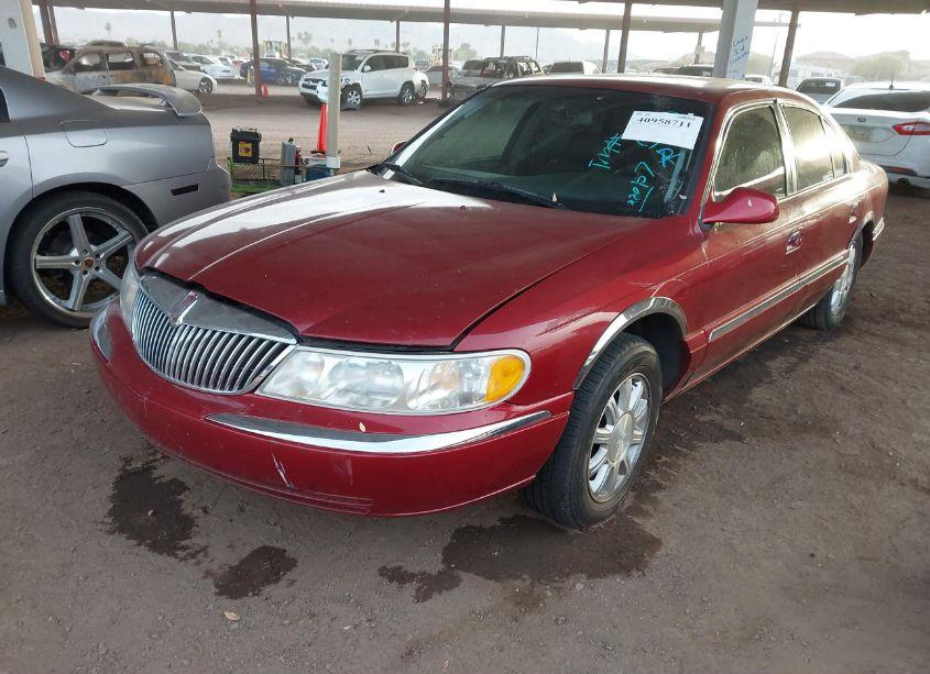 Photo 2 of 2000 Lincoln Continental (VIN 1LNHM97V6YY920107)