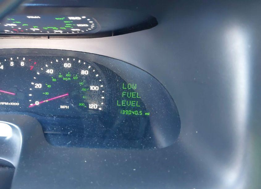 Photo 6 of 2000 Lincoln Continental (VIN 1LNHM97V6YY920107)