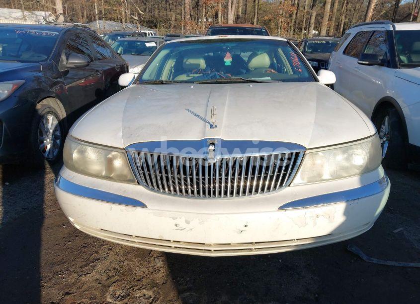 Photo 6 of 2001 Lincoln Continental (VIN 1LNHM97V71Y670611)