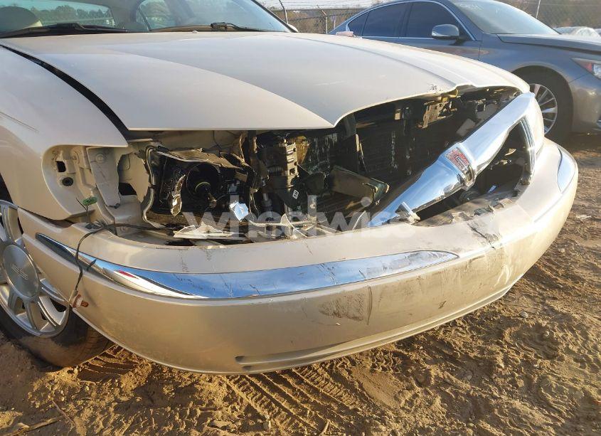 Photo 6 of 2002 Lincoln Continental (VIN 1LNHM97V72Y617201)