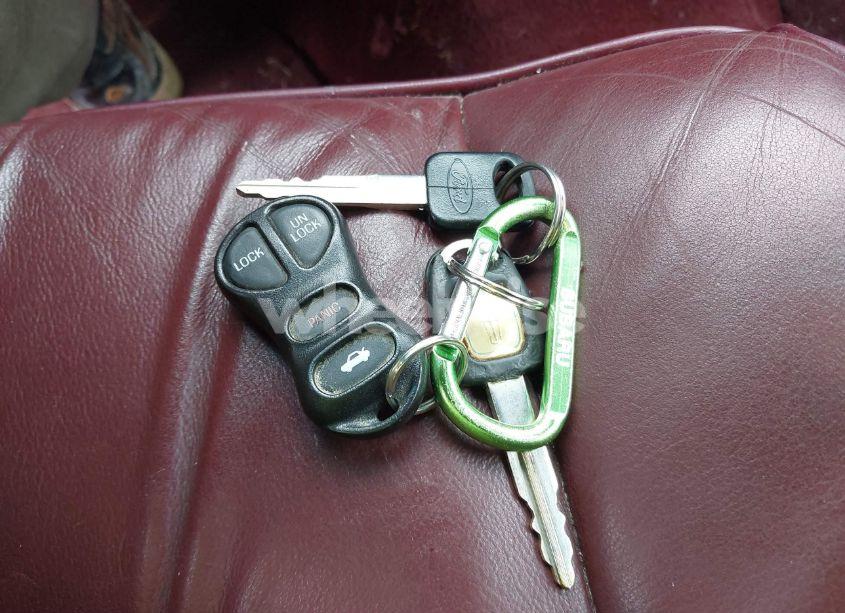 Photo 11 of 1997 Lincoln Town CAR EXECUTIVE (VIN 1LNLM81W0VY728912)