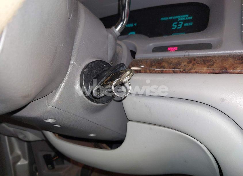 Photo 11 of 1997 Lincoln Town CAR EXECUTIVE (VIN 1LNLM81W0VY733723)