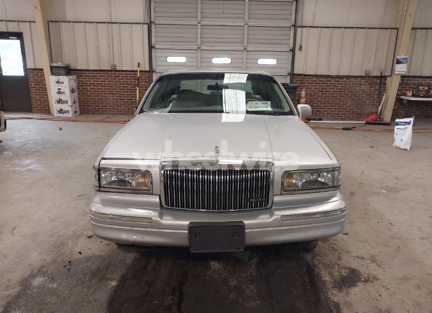 Photo 12 of 1997 Lincoln Town CAR EXECUTIVE (VIN 1LNLM81W0VY733723)