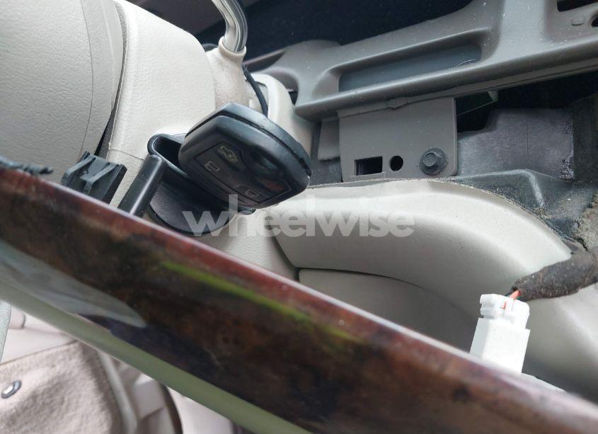 Photo 11 of 1997 Lincoln Town CAR EXECUTIVE (VIN 1LNLM81W1VY735903)