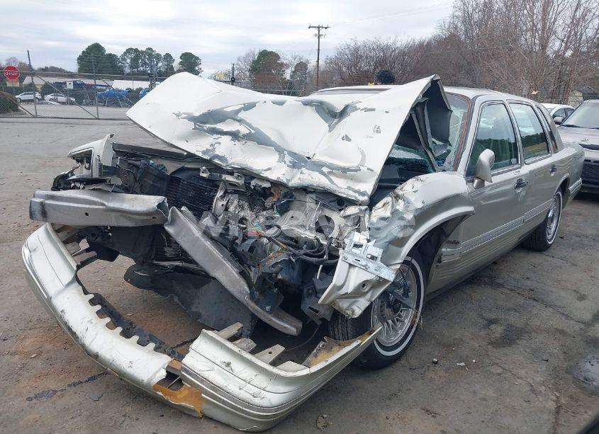 Photo 2 of 1997 Lincoln Town CAR EXECUTIVE (VIN 1LNLM81W1VY735903)