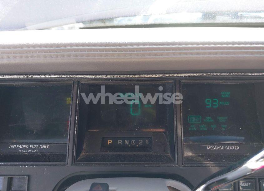 Photo 7 of 1994 Lincoln Town CAR EXECUTIVE (VIN 1LNLM81W2RY667617)