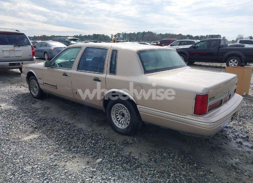 Photo 3 of 1997 Lincoln Town CAR EXECUTIVE (VIN 1LNLM81W7VY612655)
