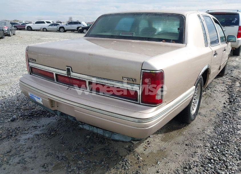 Photo 6 of 1997 Lincoln Town CAR EXECUTIVE (VIN 1LNLM81W7VY612655)