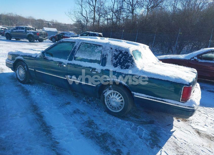Photo 3 of 1997 Lincoln Town CAR EXECUTIVE (VIN 1LNLM81W9VY672582)