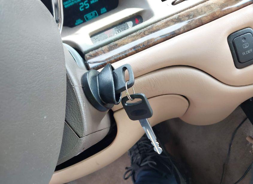 Photo 11 of 1997 Lincoln Town CAR SIGNATURE (VIN 1LNLM82W0VY693822)