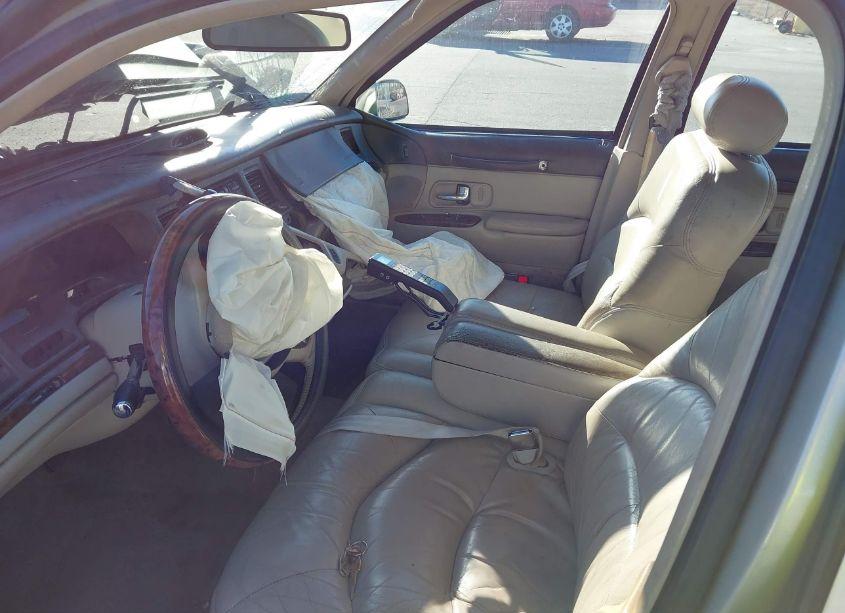 Photo 5 of 1997 Lincoln Town CAR SIGNATURE (VIN 1LNLM82W1VY741859)