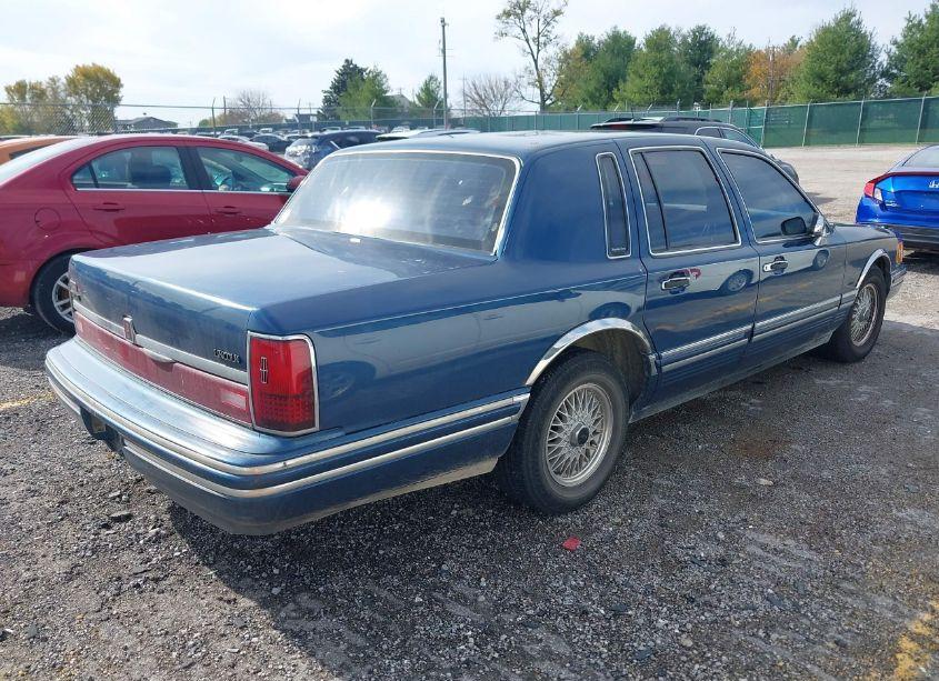 Photo 4 of 1993 Lincoln Town CAR SIGNATURE/JACK NICKLAUS (VIN 1LNLM82W2PY736558)