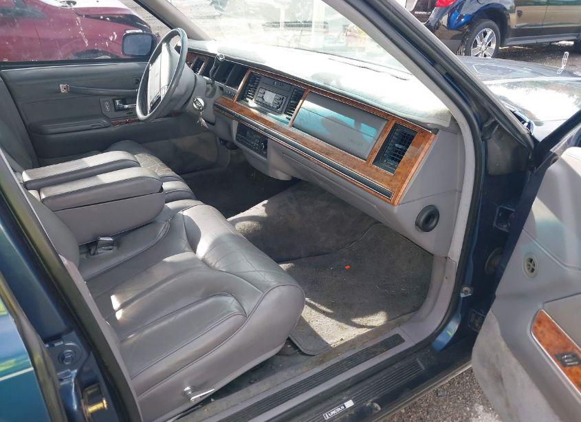 Photo 5 of 1993 Lincoln Town CAR SIGNATURE/JACK NICKLAUS (VIN 1LNLM82W2PY736558)