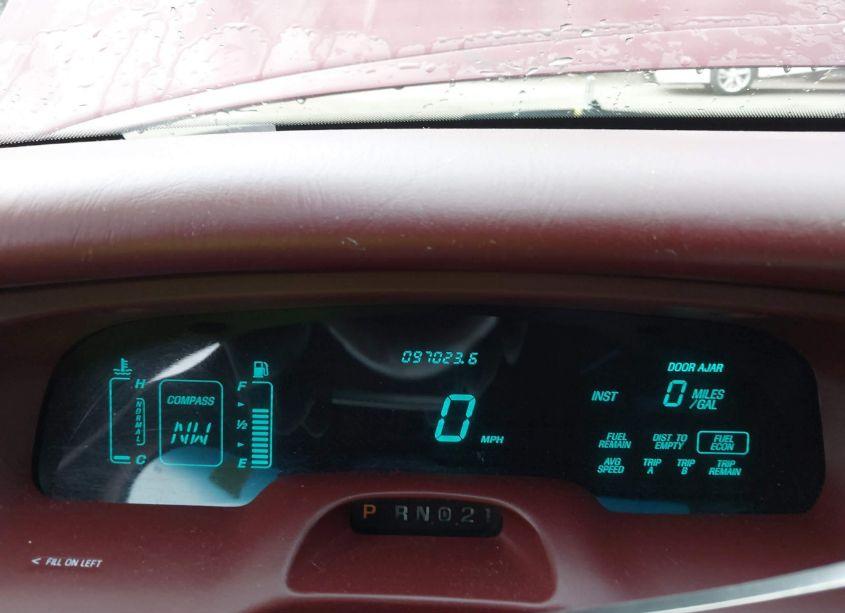 Photo 15 of 1997 Lincoln Town CAR SIGNATURE (VIN 1LNLM82W5VY738415)