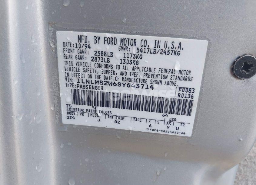 Photo 9 of 1995 Lincoln Town CAR SIGNATURE/SPINNAKER (VIN 1LNLM82W6SY643714)