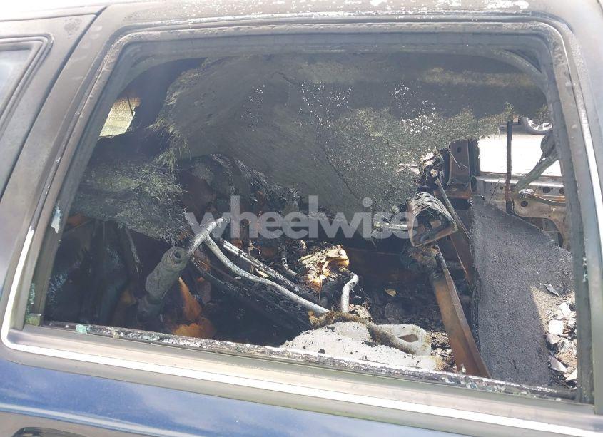 Photo 8 of 1997 Lincoln Town CAR SIGNATURE (VIN 1LNLM82W6VY614430)