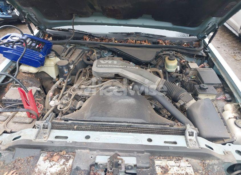 Photo 10 of 1992 Lincoln Town CAR SIGNATURE (VIN 1LNLM82W8NY693955)