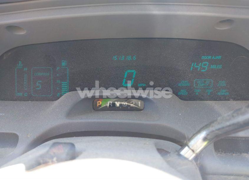 Photo 7 of 1997 Lincoln Town CAR SIGNATURE (VIN 1LNLM82W9VY689638)