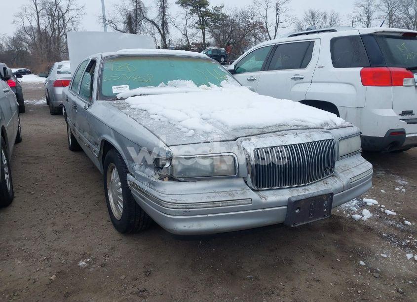 Photo 6 of 1997 Lincoln Town CAR SIGNATURE (VIN 1LNLM82W9VY737302)