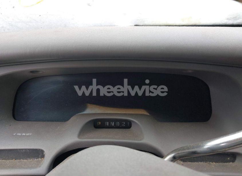 Photo 7 of 1997 Lincoln Town CAR SIGNATURE (VIN 1LNLM82W9VY737302)